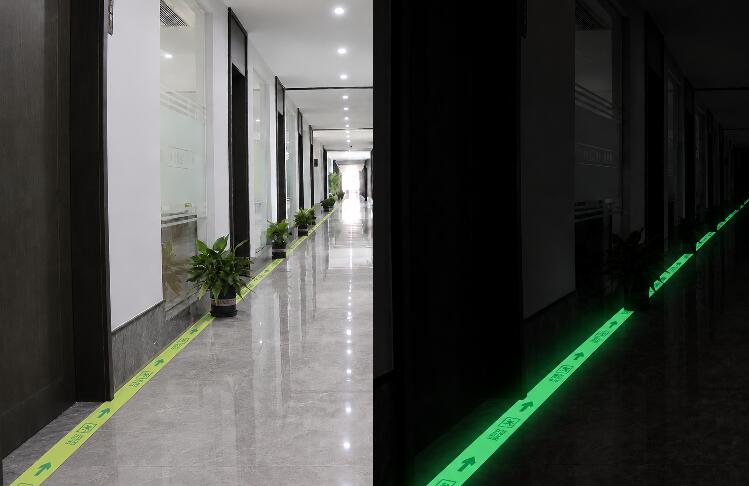 What Parameters Should Be Checked When Purchasing Self-Luminous Signs?